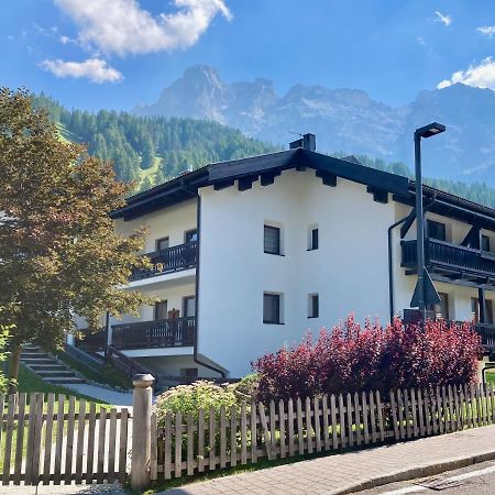 Appartamento A San Cassiano Nel Cuore Dell'Alta Val Badia In Confortevole Residence A Pochi Passi Dalla Bidonvia Sorega Eksteriør bilde