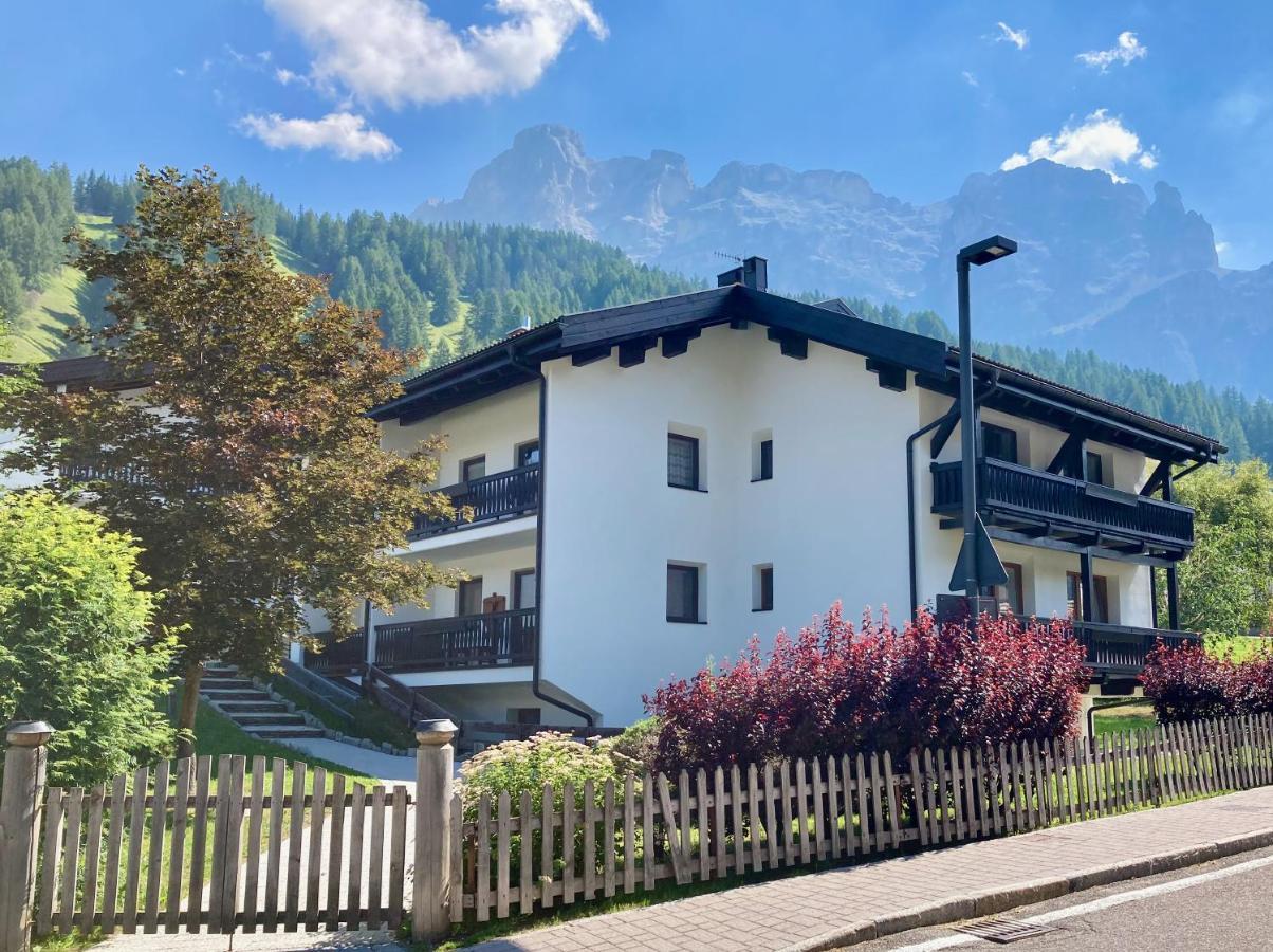 Appartamento A San Cassiano Nel Cuore Dell'Alta Val Badia In Confortevole Residence A Pochi Passi Dalla Bidonvia Sorega Eksteriør bilde