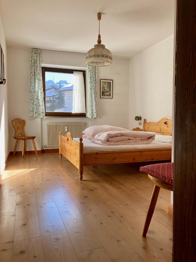 Appartamento A San Cassiano Nel Cuore Dell'Alta Val Badia In Confortevole Residence A Pochi Passi Dalla Bidonvia Sorega Eksteriør bilde