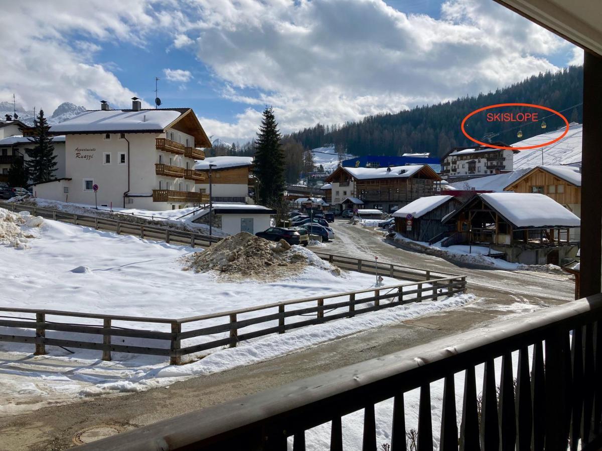 Appartamento A San Cassiano Nel Cuore Dell'Alta Val Badia In Confortevole Residence A Pochi Passi Dalla Bidonvia Sorega Eksteriør bilde